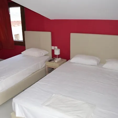 Kypriotis Leonidas *