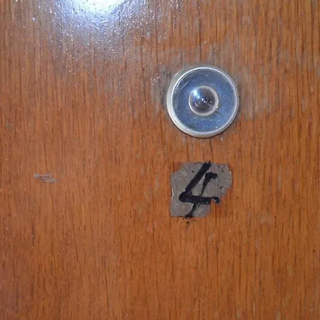 Kypriotis Leonidas Lejlighed Sarti