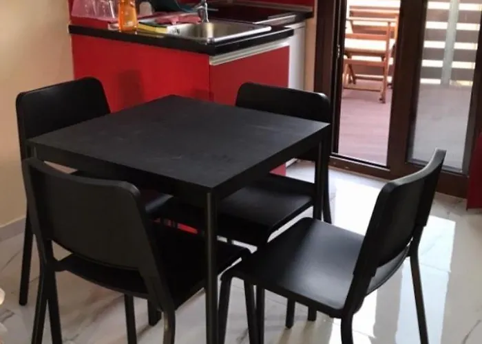 Apartman Kypriotis Leonidas Szárti