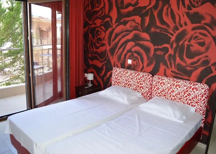 Kypriotis Leonidas Apartman *