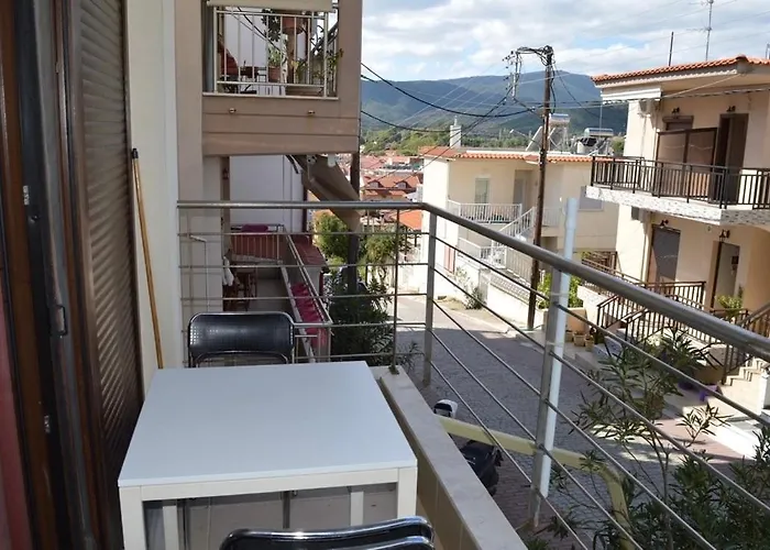 Apartman Kypriotis Leonidas Szárti